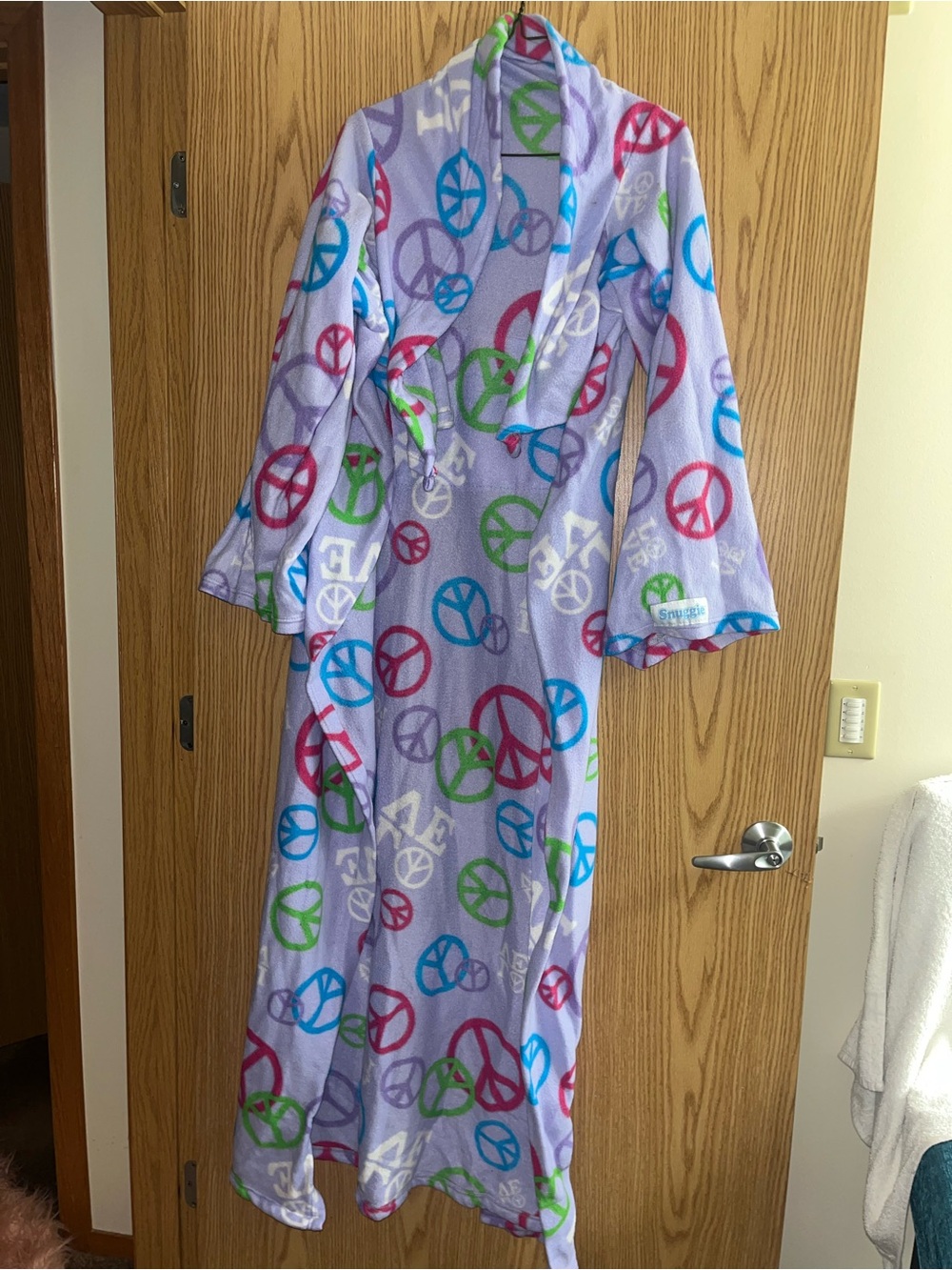 Girls' women’s colorful Fleece Robe with Multicolor Peace Sign Print
